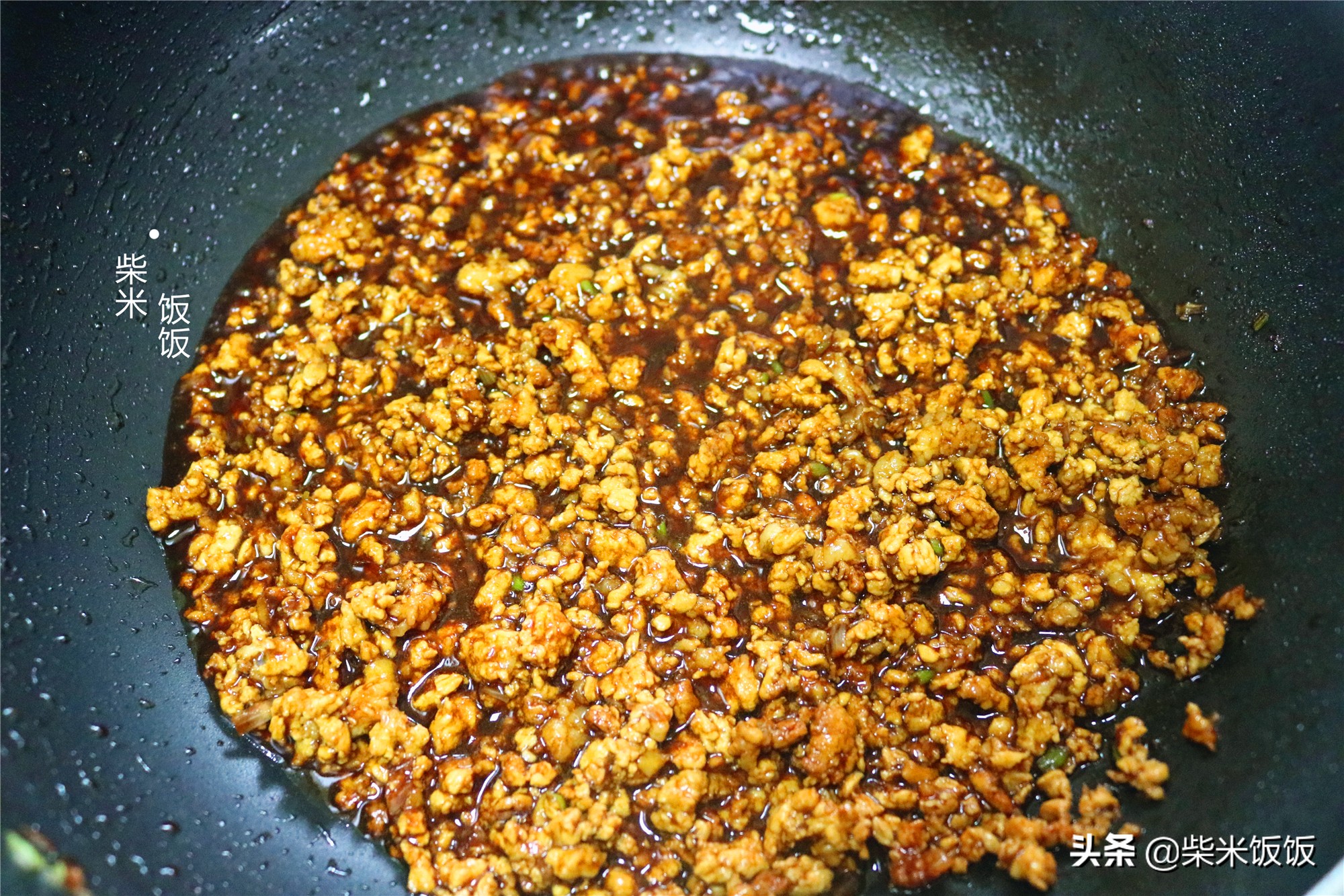 蘿蔔包子要好吃，換種方法來調餡，柔軟鮮香，美味又多汁