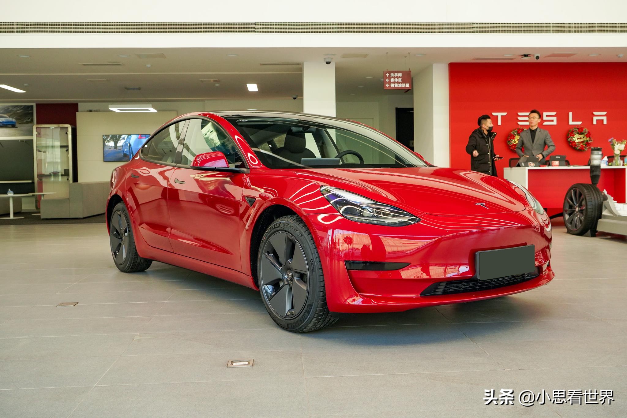 抢先看2021款特斯拉Model 3正式上市 到底值不值