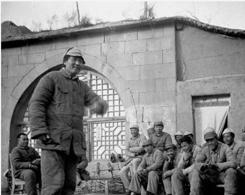 毛主席提前四个月判断斯大林格勒战役结局，《解放日报》成神预言