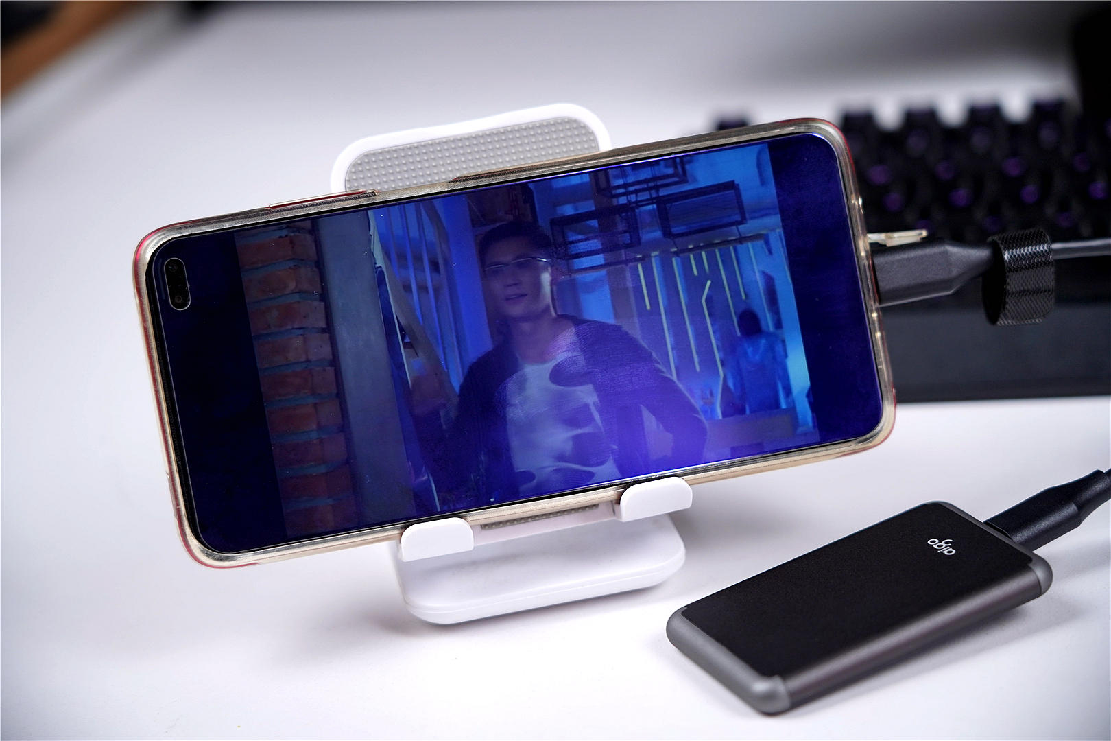 售价469元起，读写速度500MB/s，这样的硬盘你觉得怎么样？