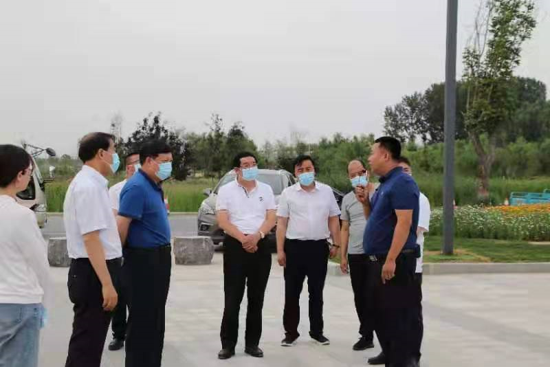 甘肃平凉考察组到西姜寨调研