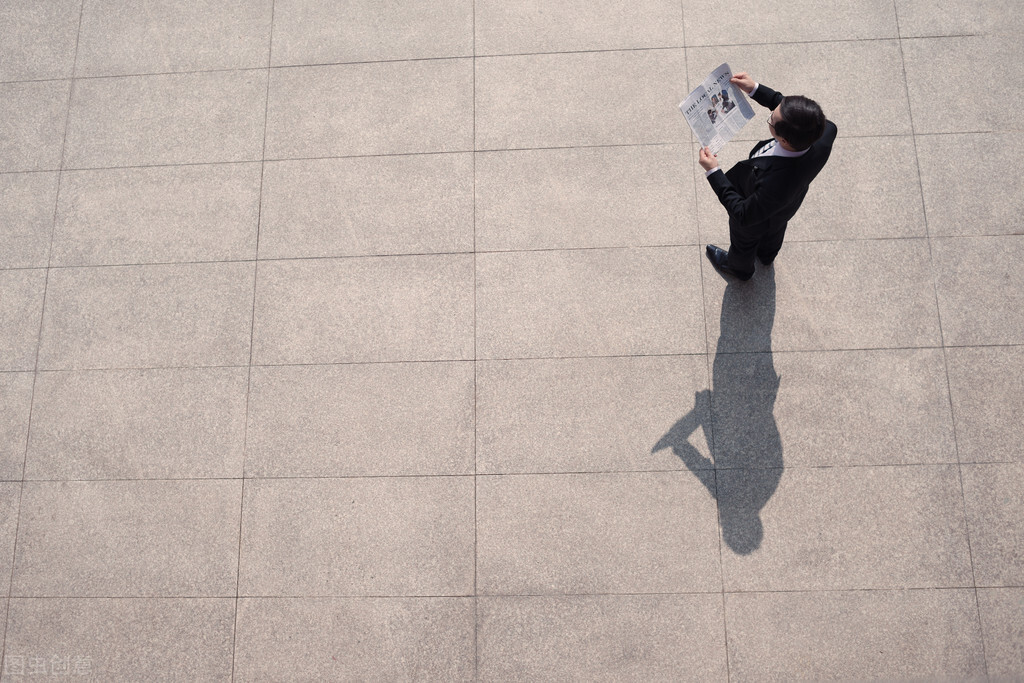 让文章开挂的3个写作心法，为文章注入价值感，快速提升影响力