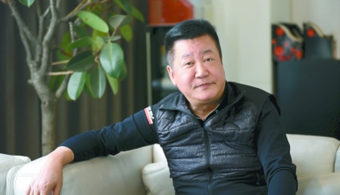李小冉：被魔鬼前任威胁，为梅婷前夫流产，最终和男闺蜜修成正果