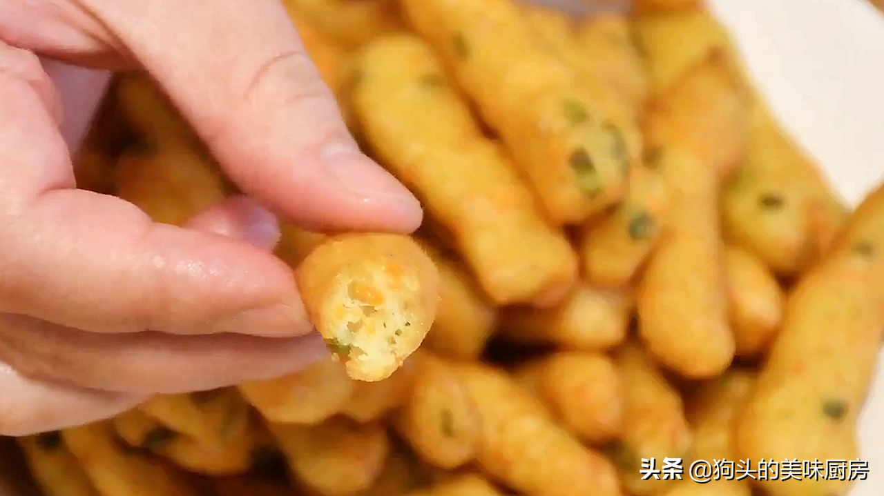 土豆不要炒著吃了，教你一個新吃法，簡單美味，上桌全家都愛吃