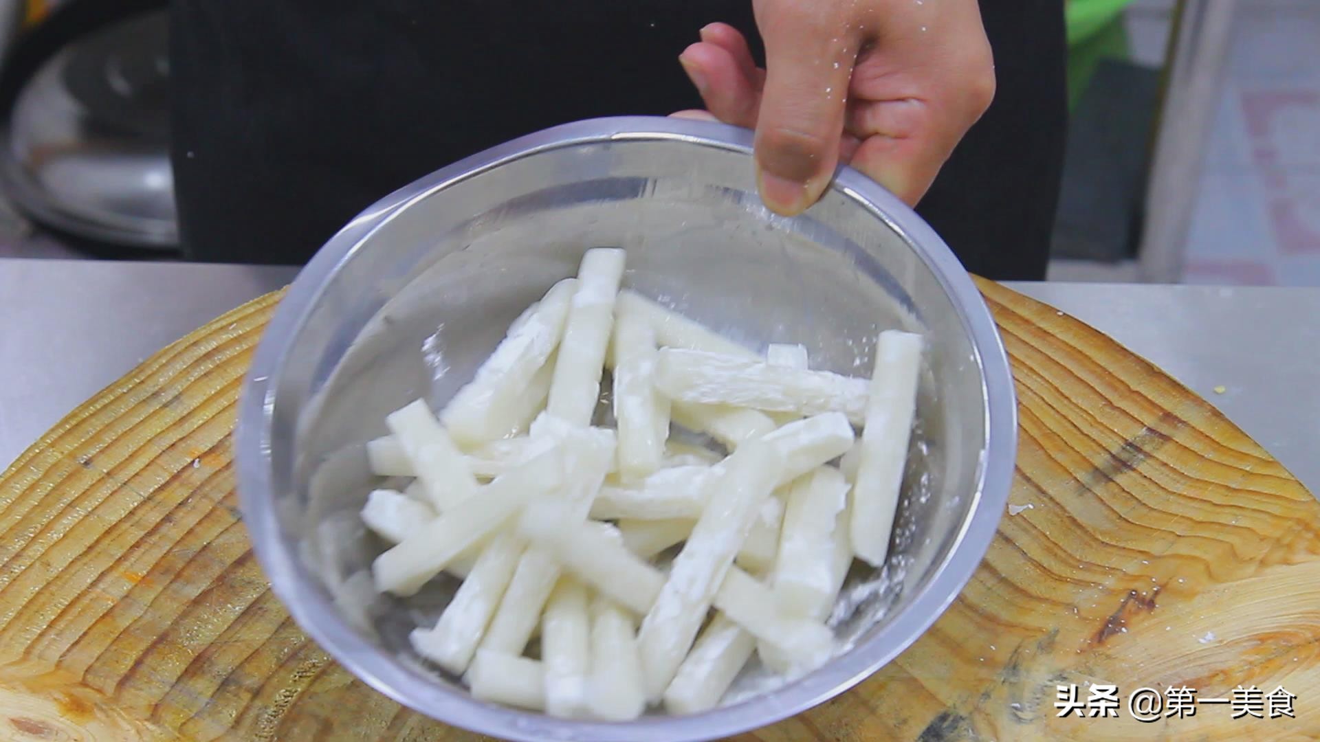 图片[4]-大厨分享韩国风味年糕就做法 香糯可口-起舞食谱网