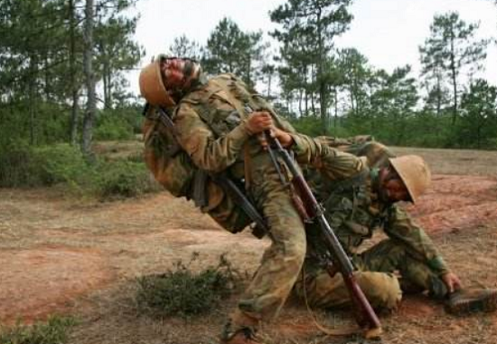 《士兵突击》王宝强李晨张译：我们都火了，高锦：那我怎么还没火