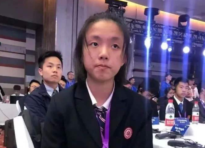 上海15岁高一女生，破解世界性难题，婉拒央视的