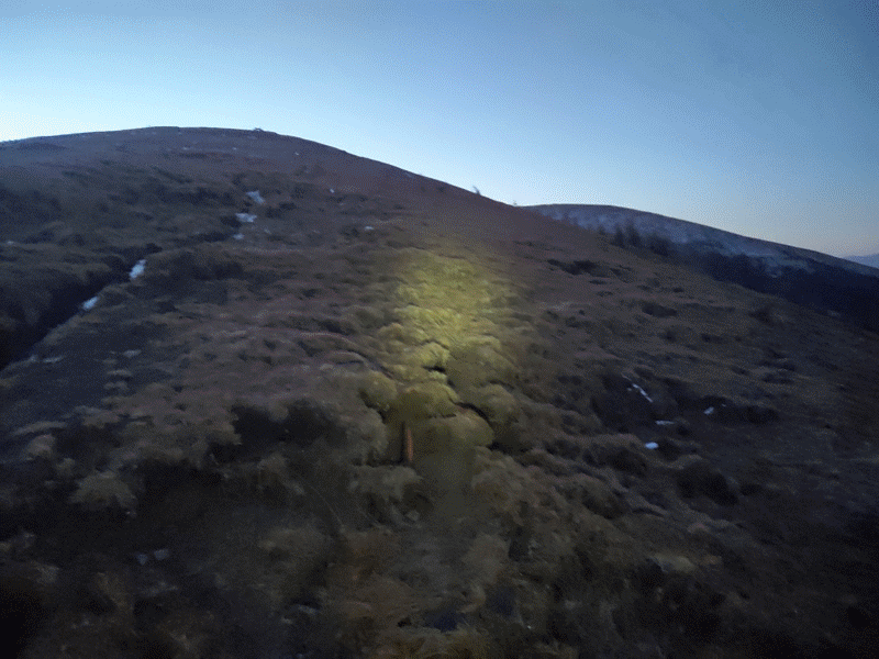 双按键EDC战术手电 方便快捷为你照亮整个世界