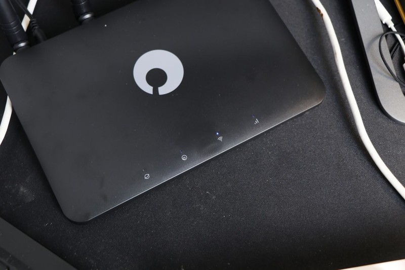 把用不完的流量变成宽，4G路由器蒲公英X4C使用体验