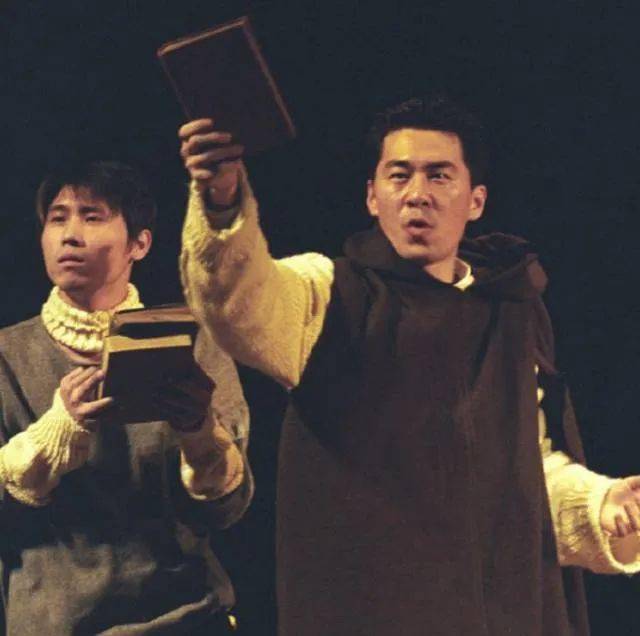 陳建斌對蔣勤勤的愛，始終藏著對另一個人的愧疚，49歲她還未結(jié)婚
