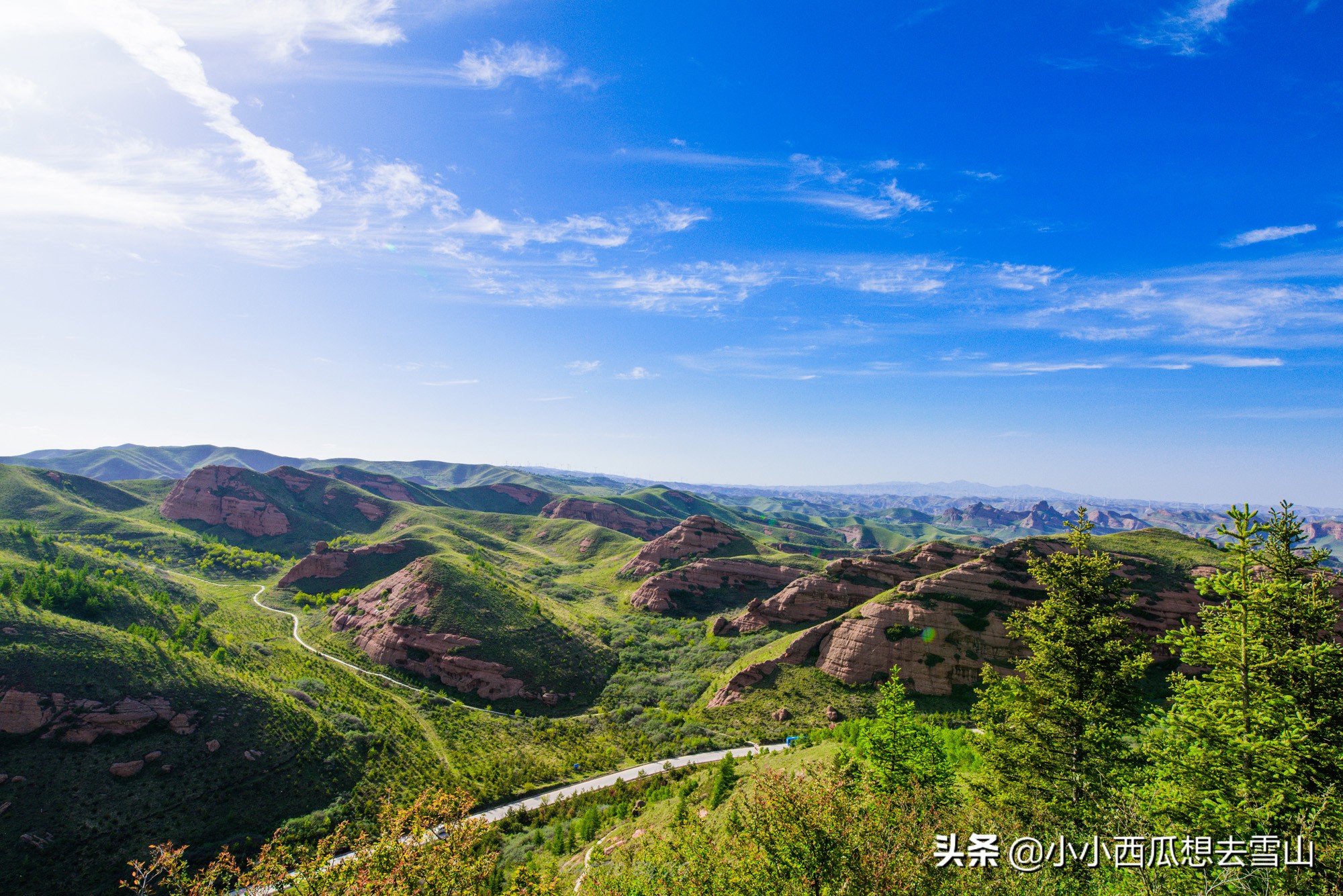 全国最大的回族聚居地，拥有大量的历史遗迹以及美景，就在宁夏