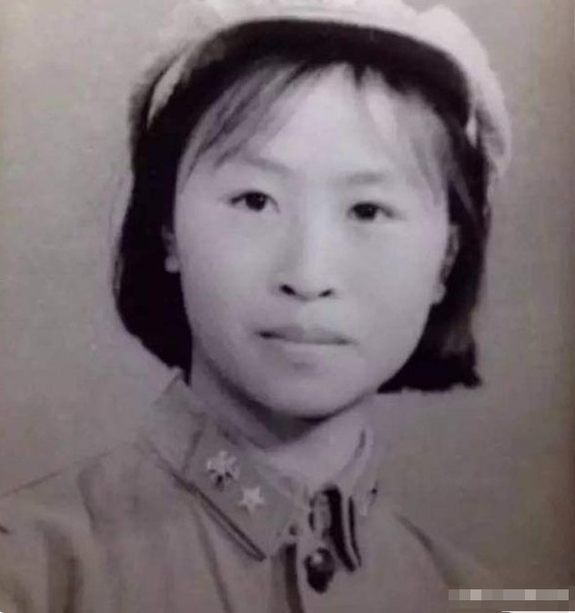 “丑娘”年轻时是校花？原以为是闹着玩，看到