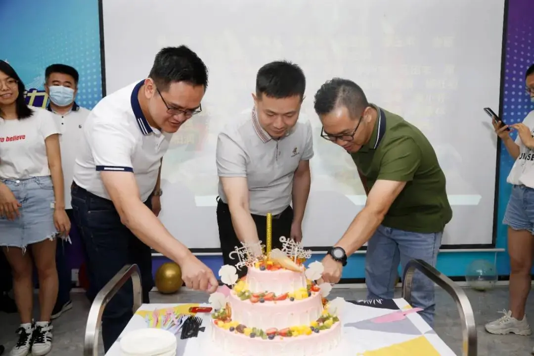 燃！奮進(jìn)新征程，喜力唱響新活力