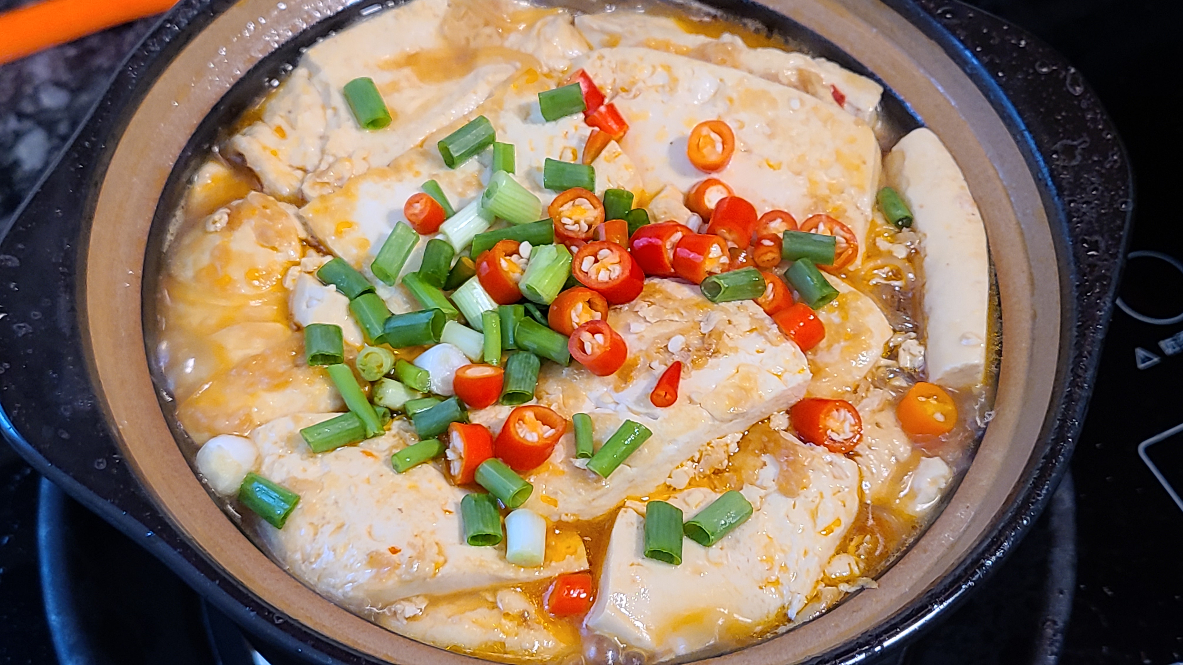 家常版白菜豆腐煲，简单好吃味道棒，天冷吃这道菜正好