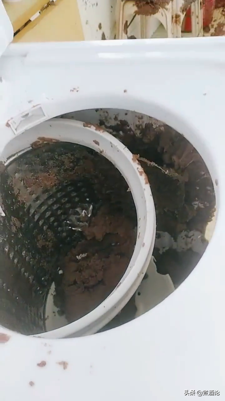 The woman swings stuffing of sweetened bean taste with washing machine, the spot ins disorder one piece, netizen: Still thinking is toilet blast
