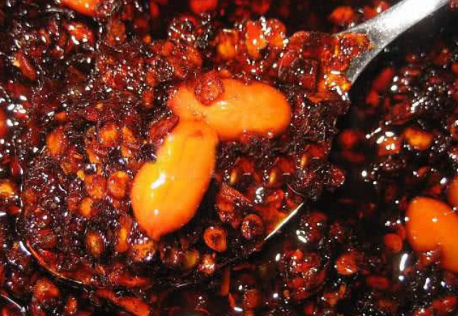 老干妈“从获新生”？陶碧华亲自出马，简单一