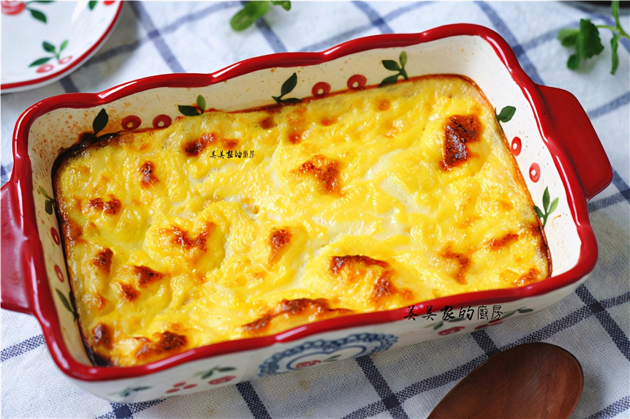 早餐不吃煎餅了，南瓜裡打入一個雞蛋，又鮮又嫩，比披薩還香