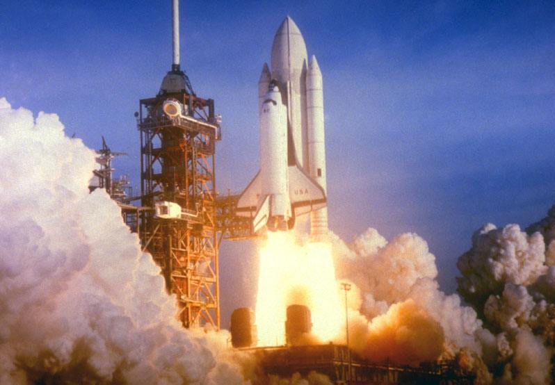 时隔9年，美国再次送人进太空，偷工减料的Spa