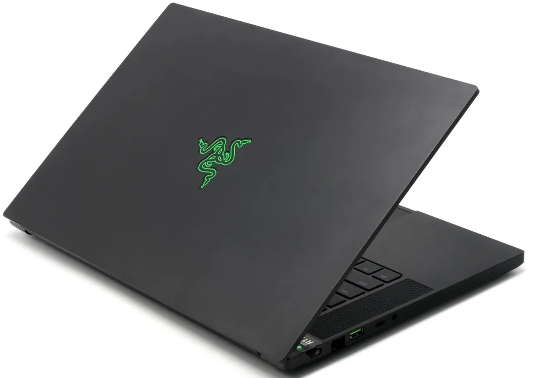 这条“绿蛇”逐渐走稳!雷蛇灵刃15 RTX3060版测试