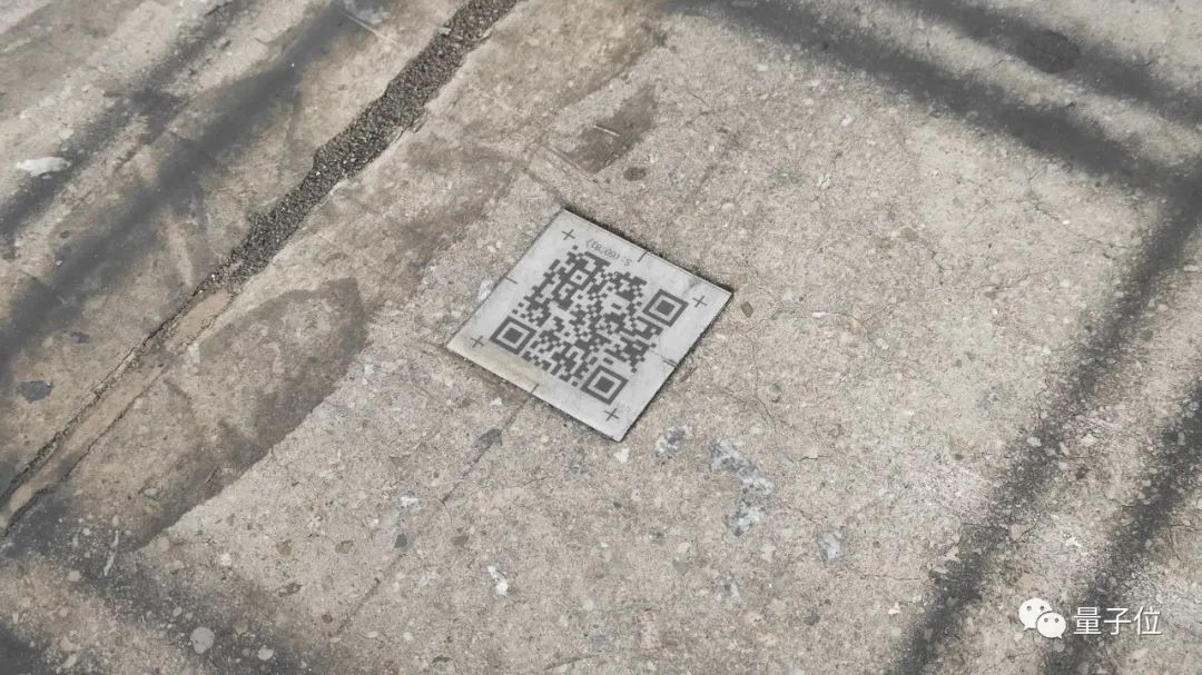 25台机器人=18名搬运工，我在徐福记工厂围观旷视河图落地