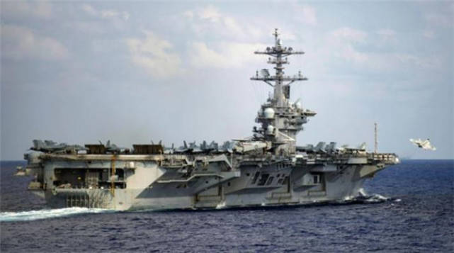 美国调转卫星，发现中东莫名多了一艘航母，知