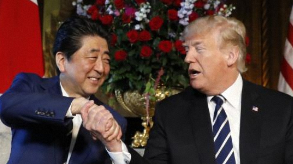 民眾要求�逮捕安倍�，菅義偉急忙撇清關係，這與美國脫不了乾系？