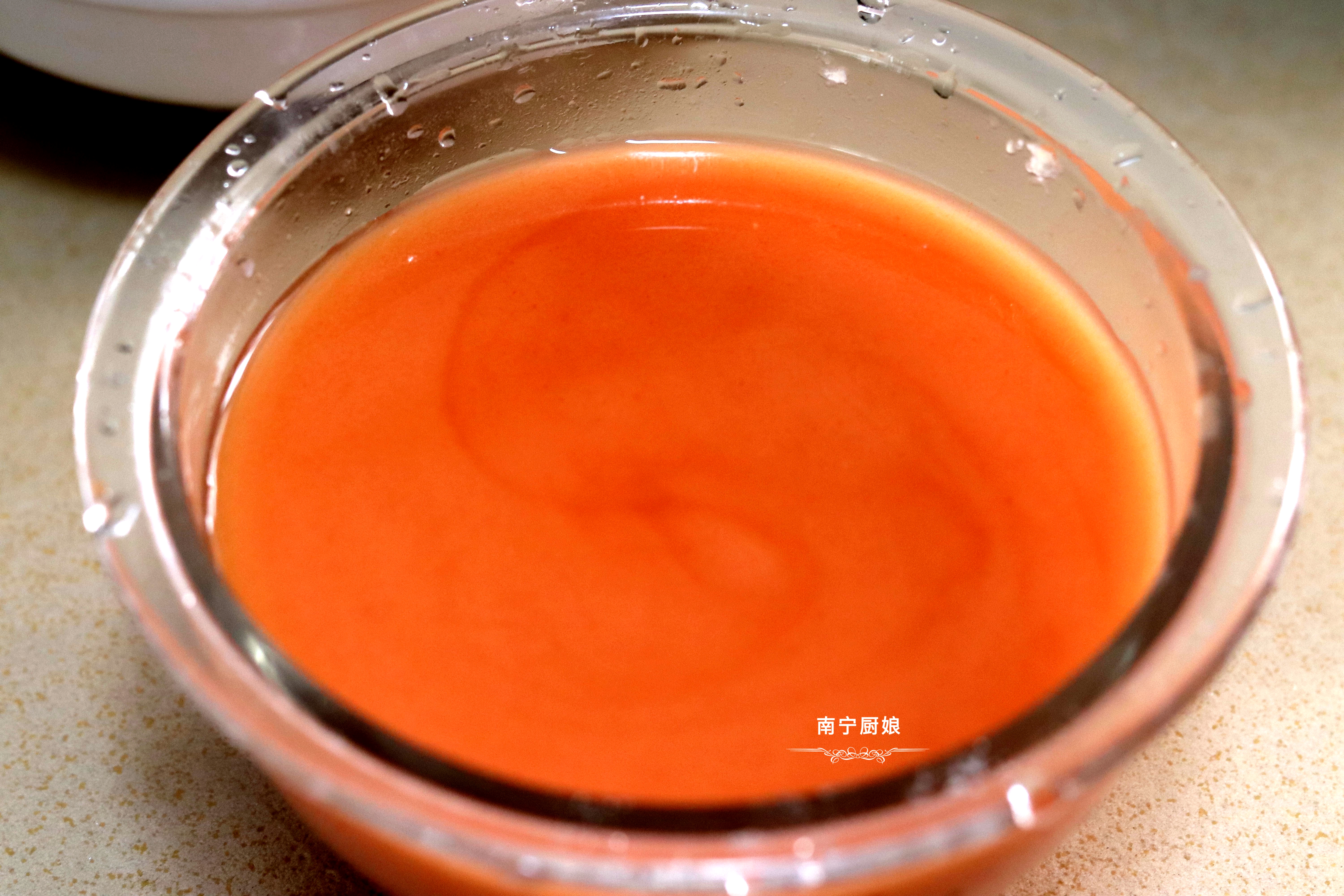 菠蘿咕嚕肉的詳細做法，牢記3個製作竅門，在家輕鬆做出飯店味道