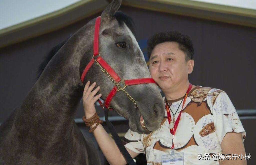 史上身价最高直播！德云社于谦宣布直播，这阵容连郭德纲都请不来