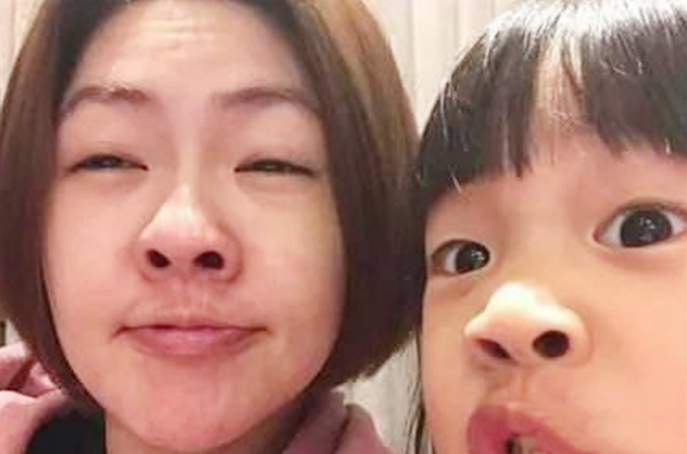 孩子爱“挖鼻孔”，长大后难以摆脱这三种结局，父母应尽快纠正