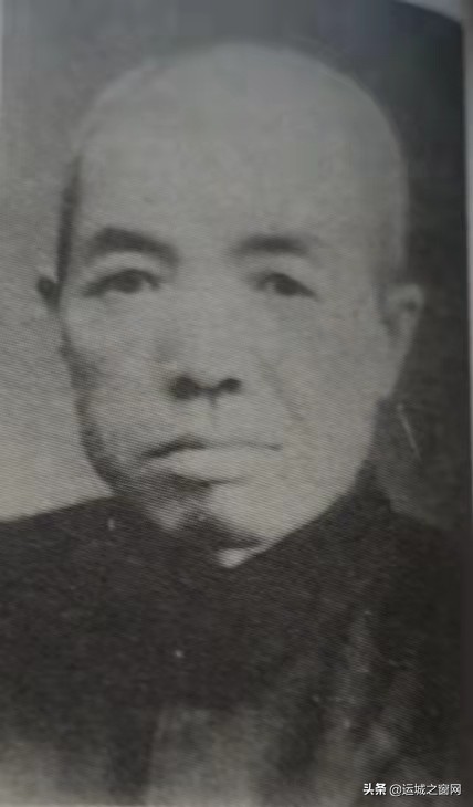 雷震龙:一面永远不倒的旗帜