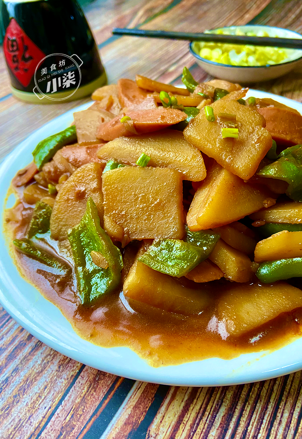 圖片[2]-土豆這樣做太香了 加2根火腿 下飯解饞 出鍋連湯汁都不剩-起舞食譜網