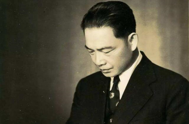 以构连境外势力为荣，港版汉奸罪孽深重！卖国特别无耻，必须严惩