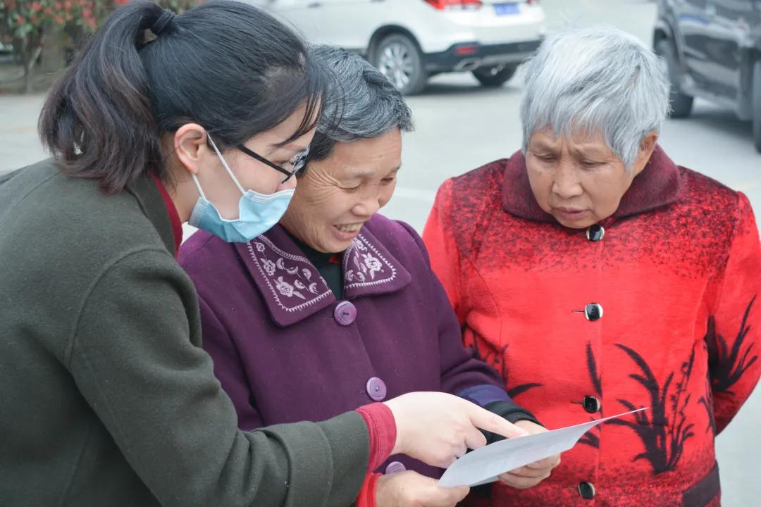 成都市双流区金桥小学开展学雷锋志愿服务活动