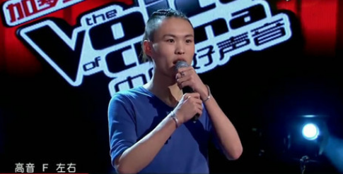“音乐疯子”张玮：从high歌爆红到跑龙套，一手好牌怎么糊的？