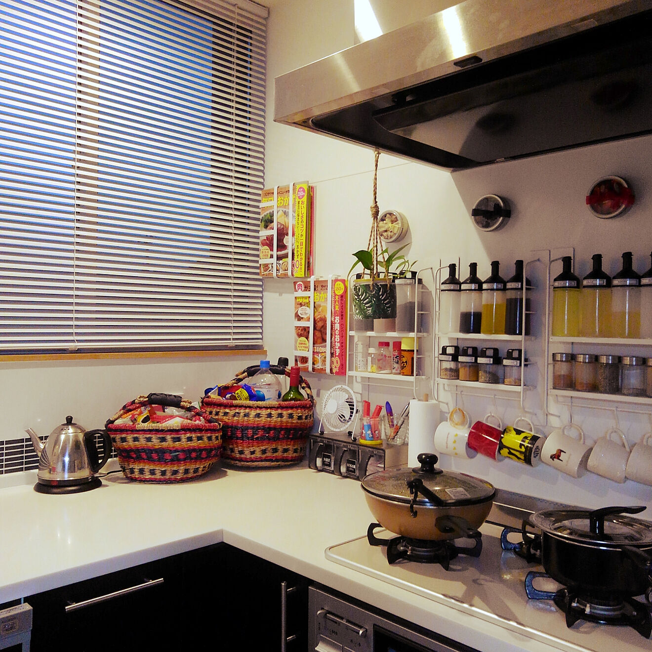 看完这20个日本人厨房灶台收纳，大写的佩服，一点空间都不浪费