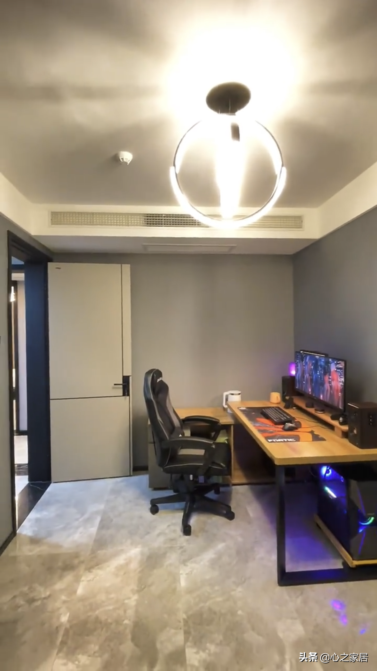 130㎡黑灰配的家装设计，暗淡低沉却彰显大气轻奢，简约而高大上