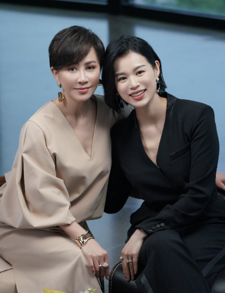 李乘德被骂“软饭王”，本尊淡定回怼，胡杏儿也称其是101分老公