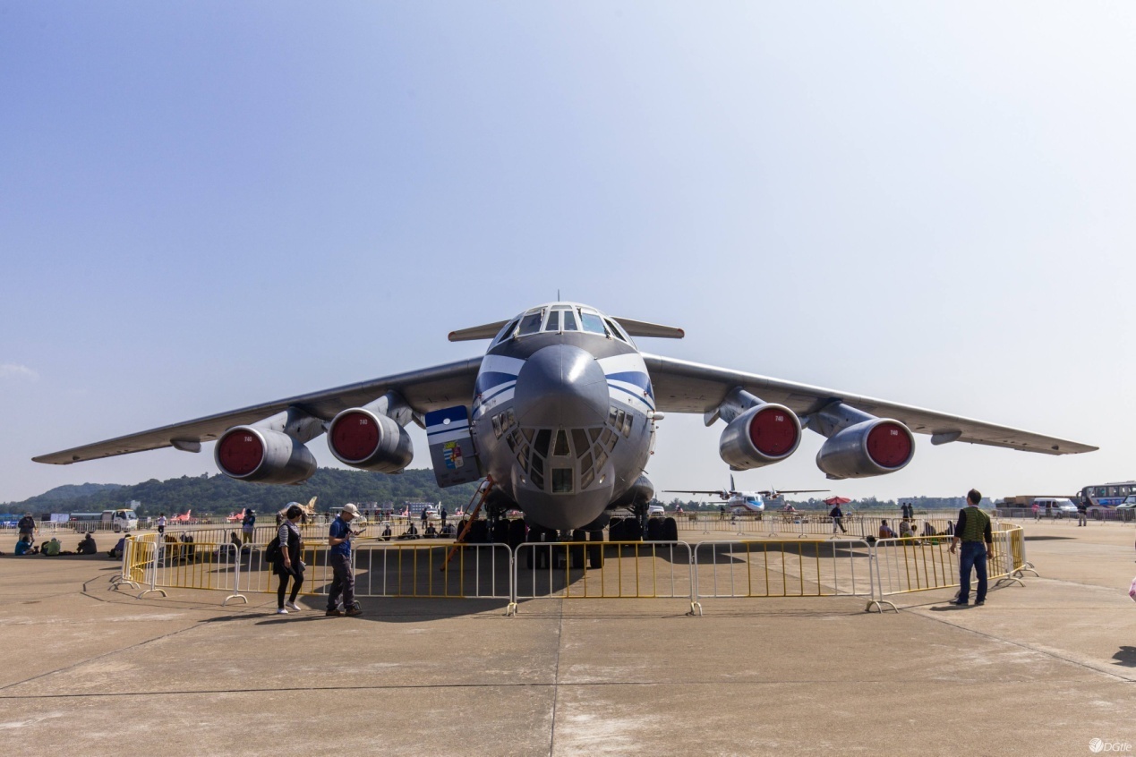 载重量达40吨，野战机场也可顺利起降，伊留申设计局经典之作