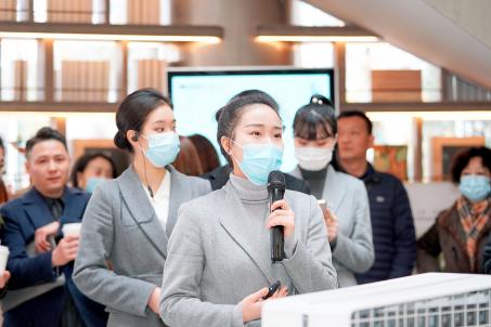 成都首个"沉浸式图书馆"概念售楼部惊艳亮相