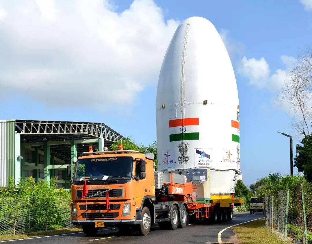 印度靠巨型“火箭”打了翻身仗，箭体选择不锈