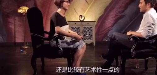 靠怼明星出名的主持人，易立竞又当又立，让人生厌！杨幂都秒怂