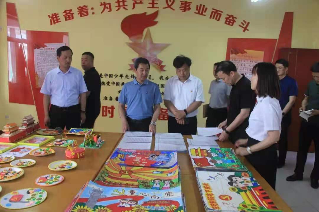 曲沃县实验小学迎“全国文明校园先进学校”验收(图5)