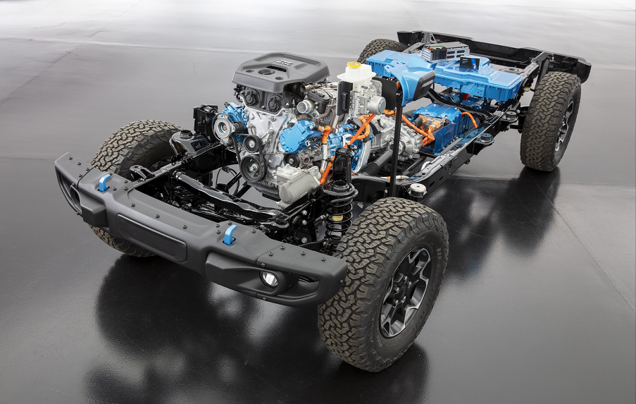 越80，越来电 Jeep牧马人4xe与Jeep新指南者领衔全系登陆上海
