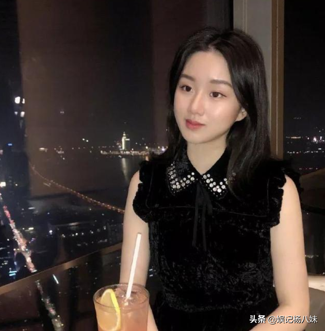 难怪孟非能主持《非诚勿扰》11年，了解他的婚姻，观众更相信爱情