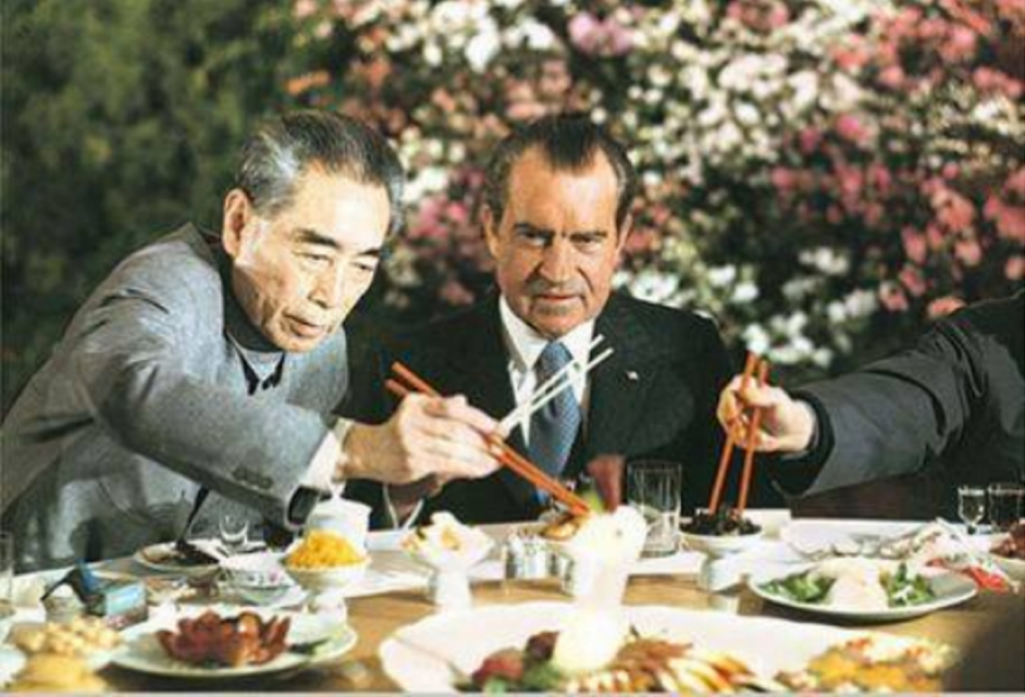 1971年，周总理在台湾问题上步步紧逼，基辛格：周总理先我一步