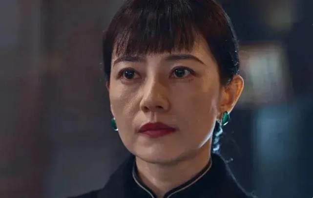 高圆圆生娃后迅速衰老，最新剧照满脸皱纹，沧