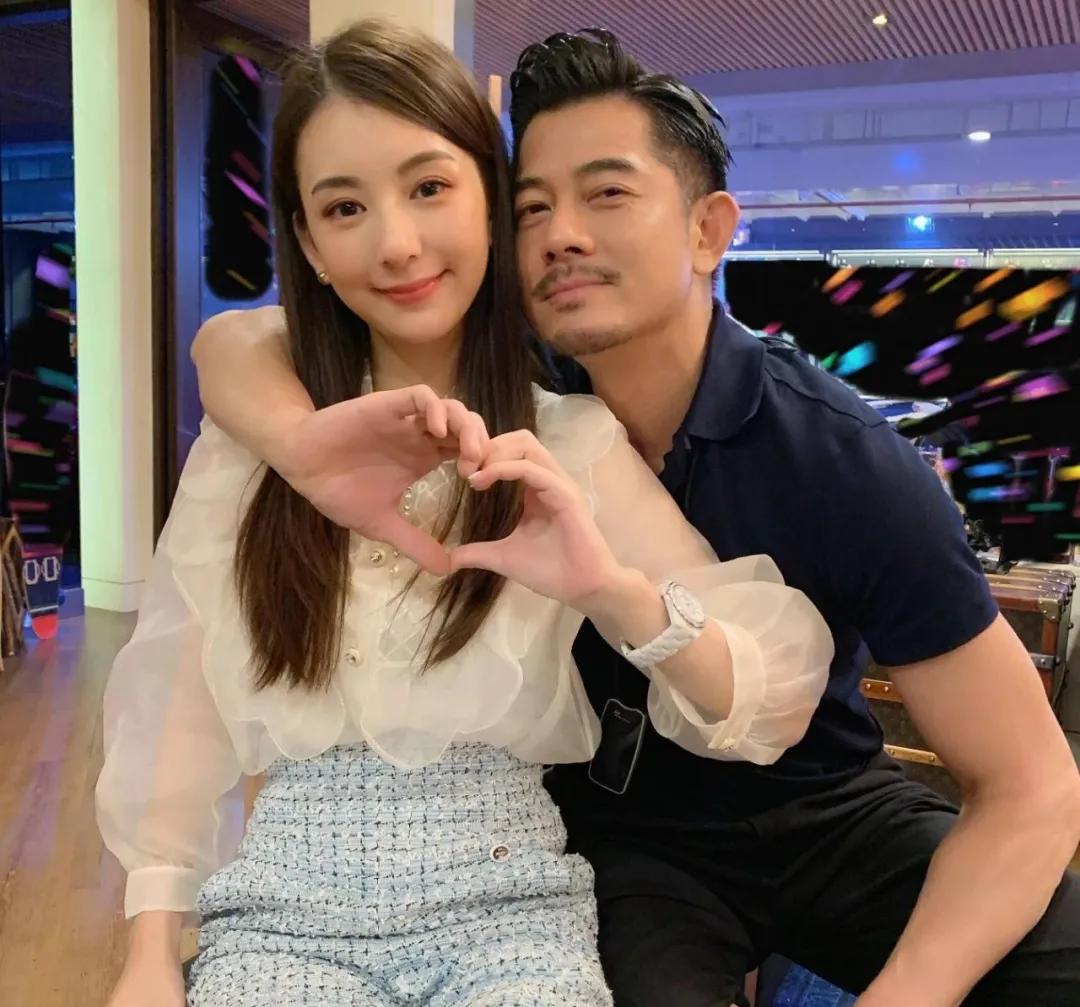 39岁杜淳娇妻正面照曝光，美过女明星，杜淳又宣