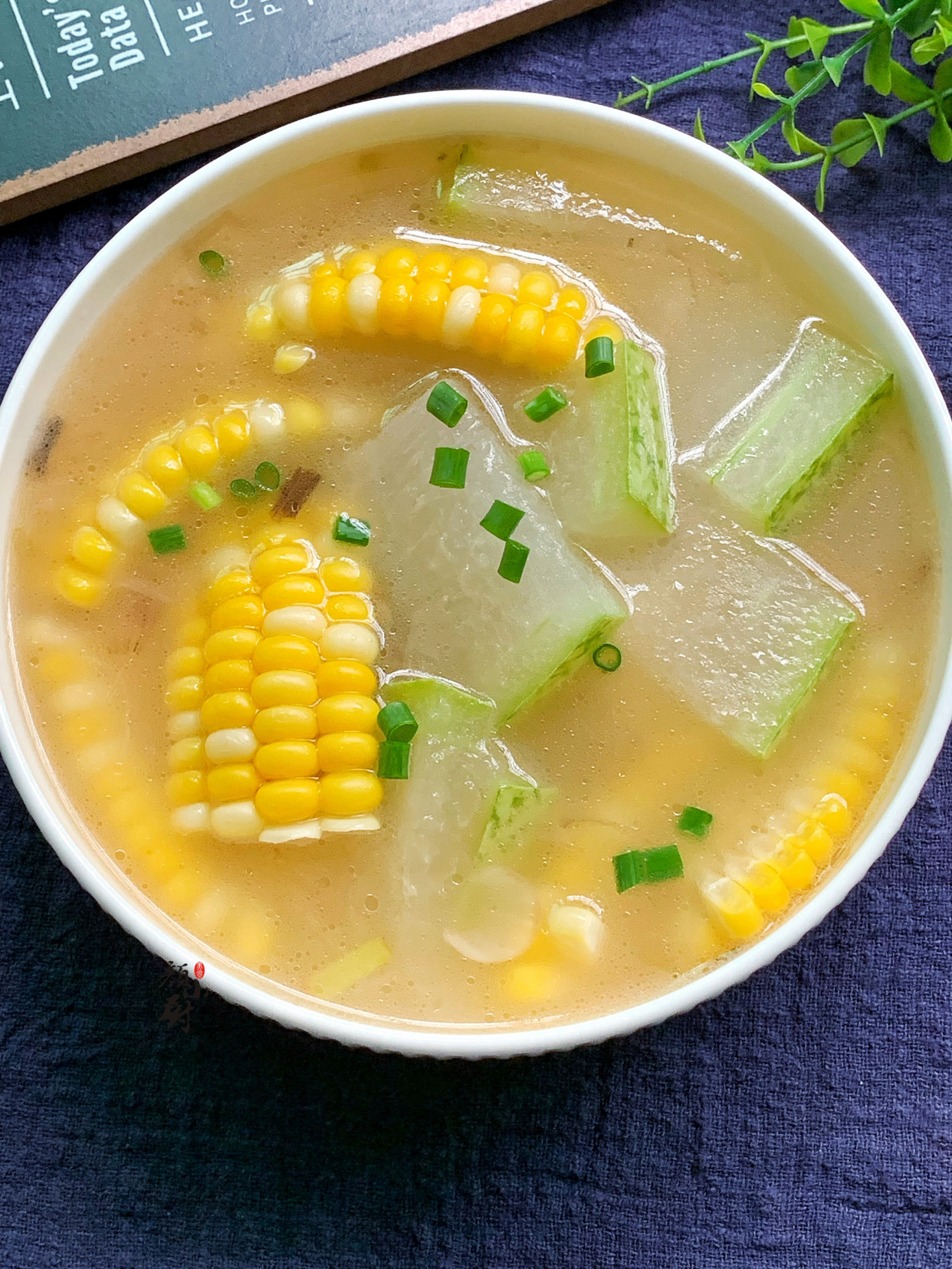 女人宁可不吃肉也要喝这汤，低脂又饱腹，简单又美味