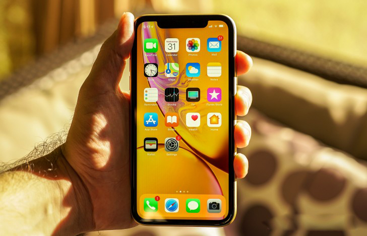 买iPhone不要盲目跟风，3款“不过时”机型依然值
