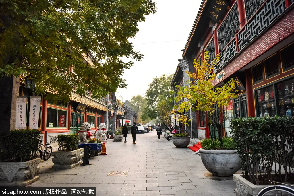 逛过才知道!这条百年老街京韵十足,是老北京人的聚集地
